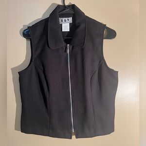 Women’s DBY Vintage Black Full Zip Sleeveless Vest Size 11/12